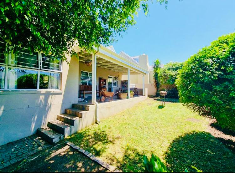 3 Bedroom Property for Sale in Blanco Western Cape